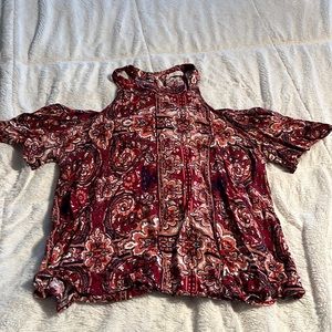 High neck cold shoulder top - women’s M/L